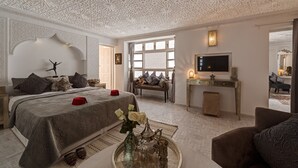 Ảnh chưa phân loại, 5 trong số 52 ảnh, nút