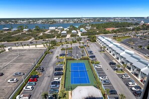 Sport court - Beachfront Getaway at Phoenix 8, 1202 (Orange Beach)