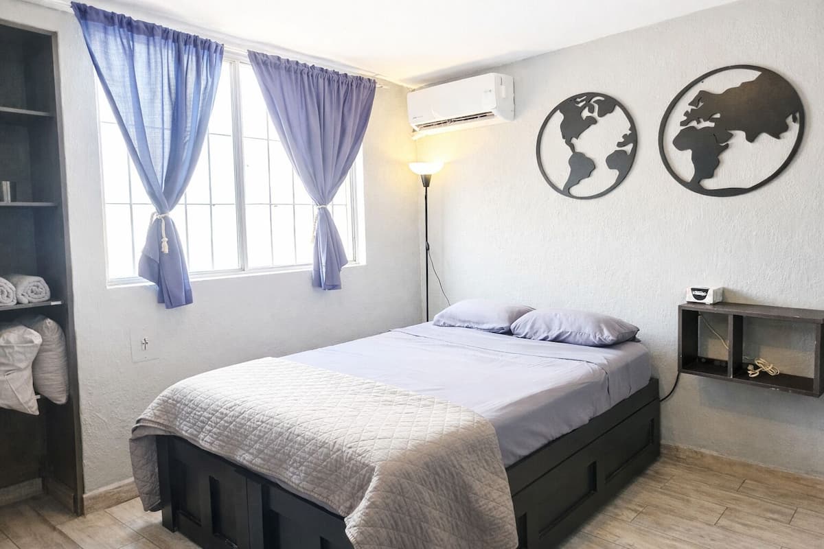 컴포트룸, 침대(여러 개) | 미니바, 책상, 무료 WiFi, 침대 시트