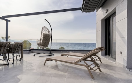 Senior Duplex | Terrace/patio
