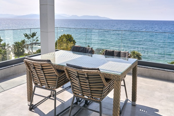 Comfort Suite | Terrace/patio