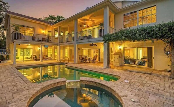 Pool - Luxury 6BR Retreat with Beach Access (Sarasota)