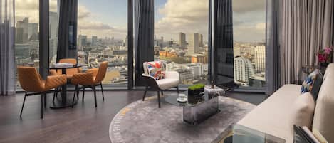 埃及棉床单、高档床上用品、记忆海绵床垫、免费迷你吧物品