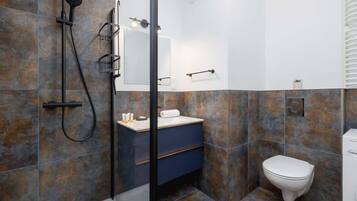 Shower, hair dryer, shampoo