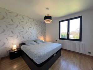 7 slaapkamers, reisbedje, wifi