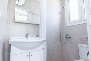 Apartment | Bathroom | Towels