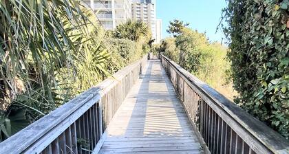 Kingston WHP 11C Ground level Villa w/pool/beach