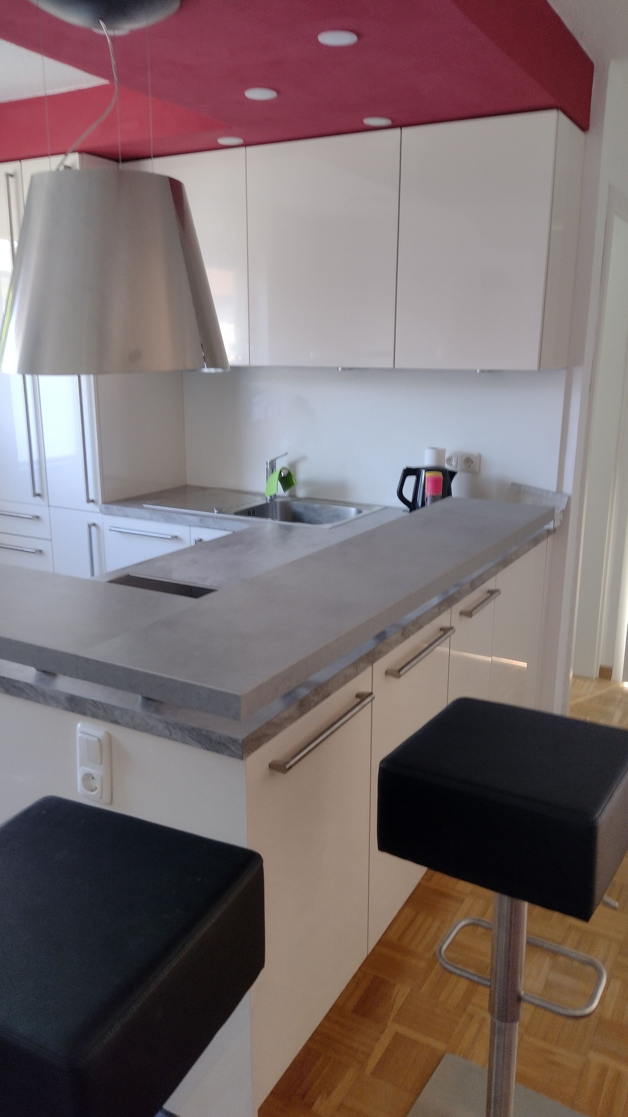 Four, plaque de cuisson, lave-vaisselle