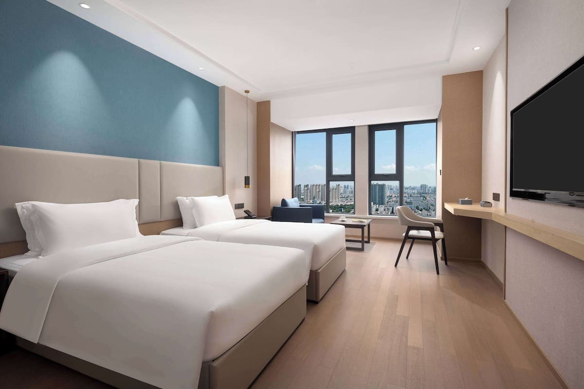 Deluxe Room, 1 King Bed, Non Smoking