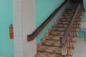 Lobby - Capital O 92958 Hotel Raflessia Syariah (Lawang Kidul)