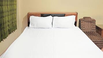Habitación doble Deluxe | 1 habitación, wifi gratis y ropa de cama