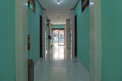 Capital O 92958 Hotel Raflessia Syariah