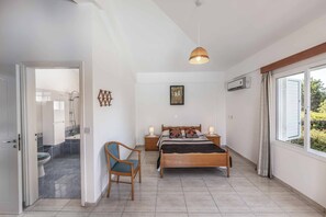 Vila (3 Bedrooms) | Parte interna