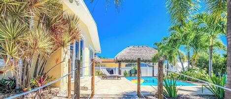 屋外プール、温水プール