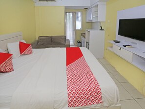 ห้องดีลักซ์ดับเบิล | โต๊ะทำงาน, พื้นที่ทำงานแบบใช้แล็ปท็อป, Wi-Fi ฟรี, ผ้าปูที่นอน