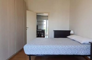 Basic Apartment | 1 bedroom, iron/ironing board, free WiFi - CARLO TORRE 5 (Milan)
