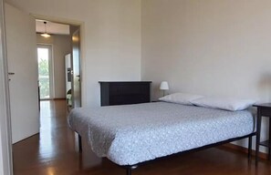 Basic Apartment | 1 bedroom, iron/ironing board, free WiFi - CARLO TORRE 5 (Milan)