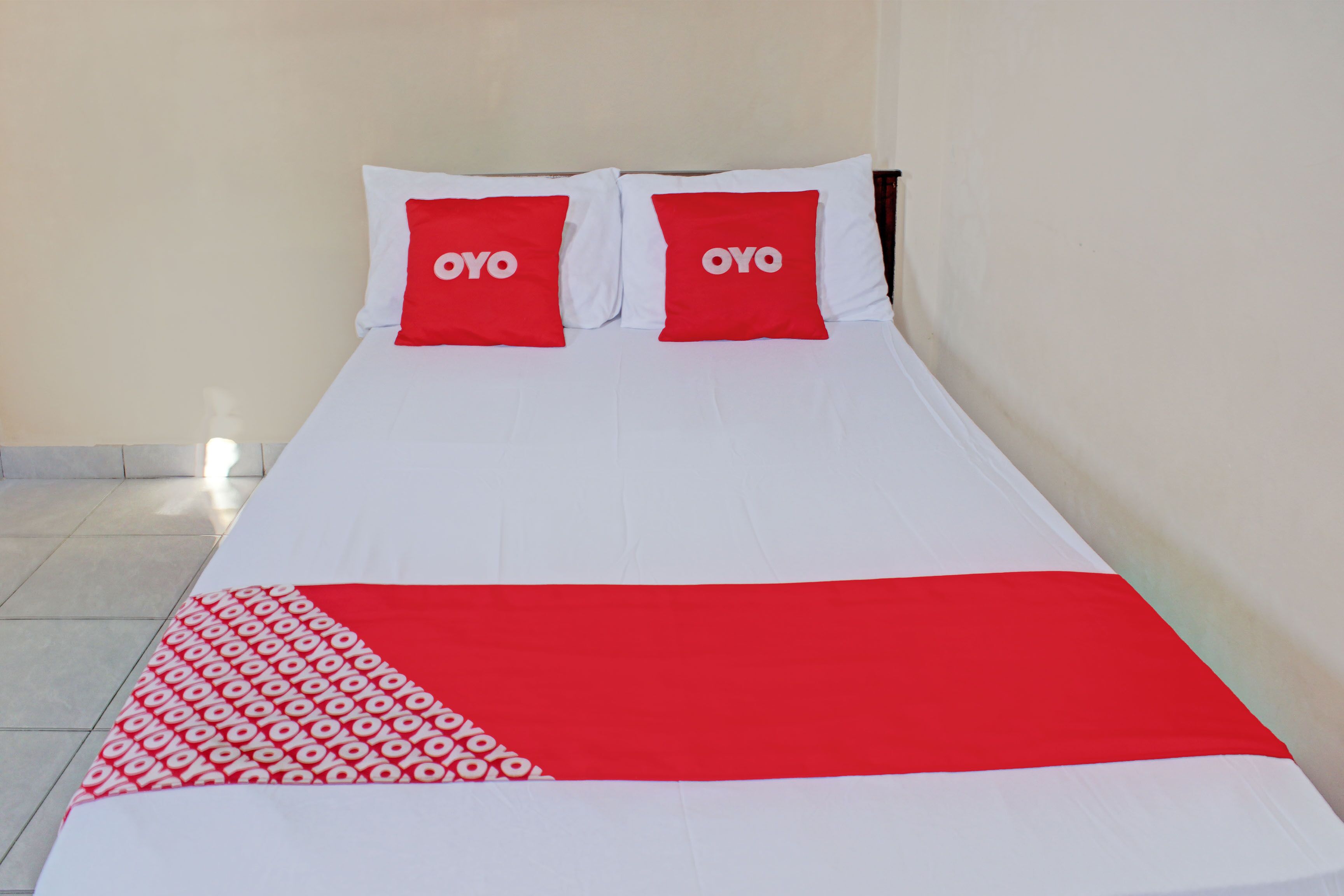 واي فاي مجانًا وملاءات أسرّة