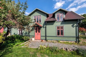 House | Exterior
