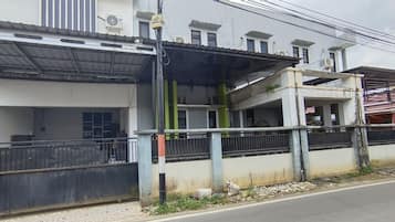 Fachada del alojamiento