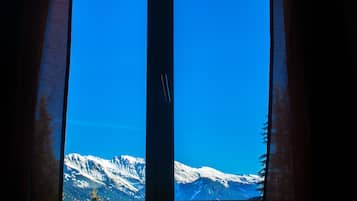 Standard Single Room, 1 Twin Bed | Individually decorated, free WiFi, bed sheets