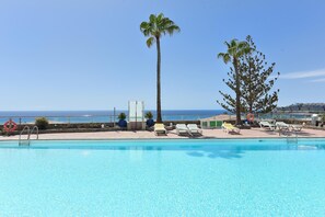 Pool - Los Canarios 630 by VillaGranCanaria (Arguineguin)