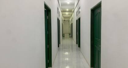 Hotel O Inara Homestay