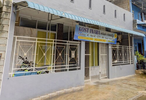 Hotel O Inara Homestay