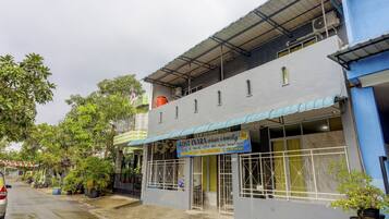 Bagian depan properti