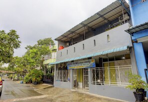 숙박 시설 정면