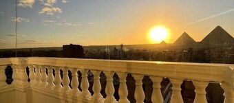 Heaven Pyramids View Apartment