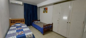 2 bedrooms, WiFi, bed sheets
