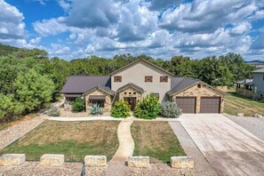 Exterior - Rolling Rock @ Frio Premier Rental Homes (Concan)