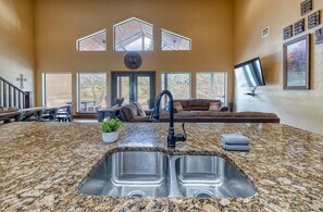 Interior - Rolling Rock @ Frio Premier Rental Homes (Concan)