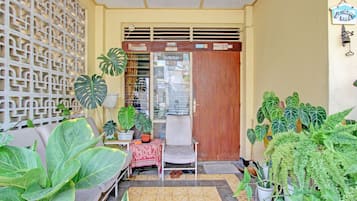 Mặt tiền nơi lưu trú