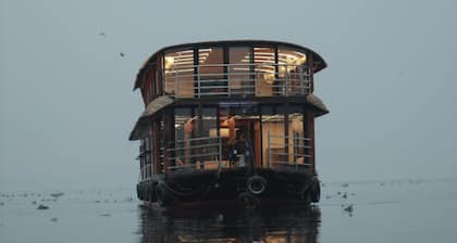 Abode Homestay Alappuzha / Near Omanapuzha Beach