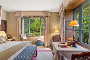 2 soverom, strykejern/-brett, reiseseng for barn og wi-fi