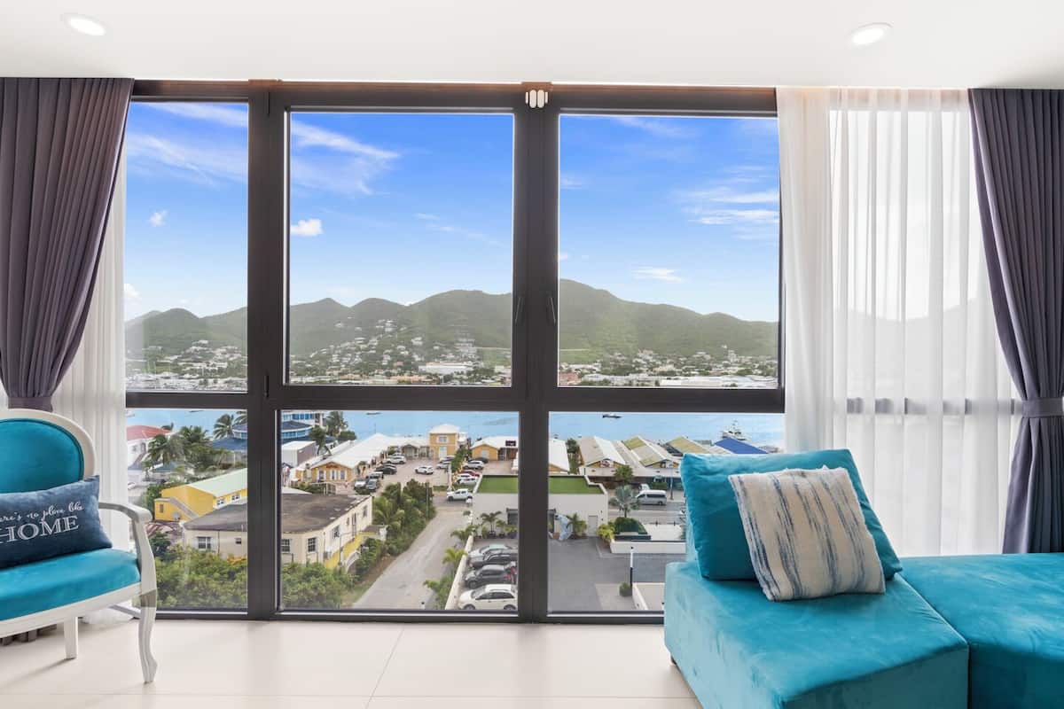 Bright 2 Bedroom Apartment | View from room