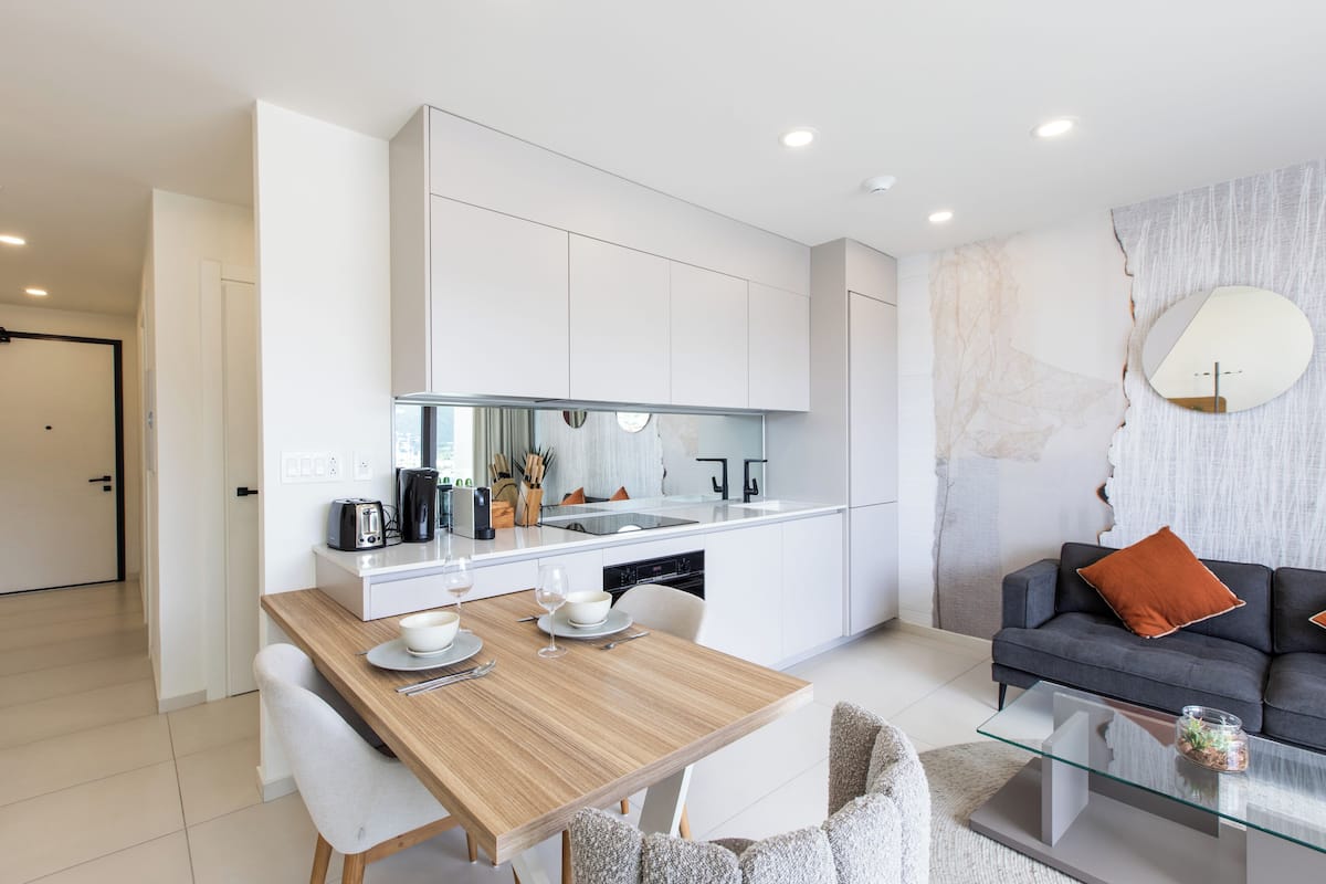 Immersive Simpson Bay Lagoon View | Private kitchen