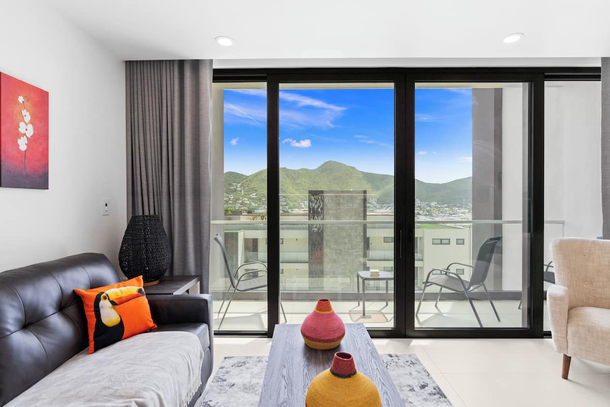 Premier Apartment | 1 bedroom, memory foam beds, in-room safe, individually furnished