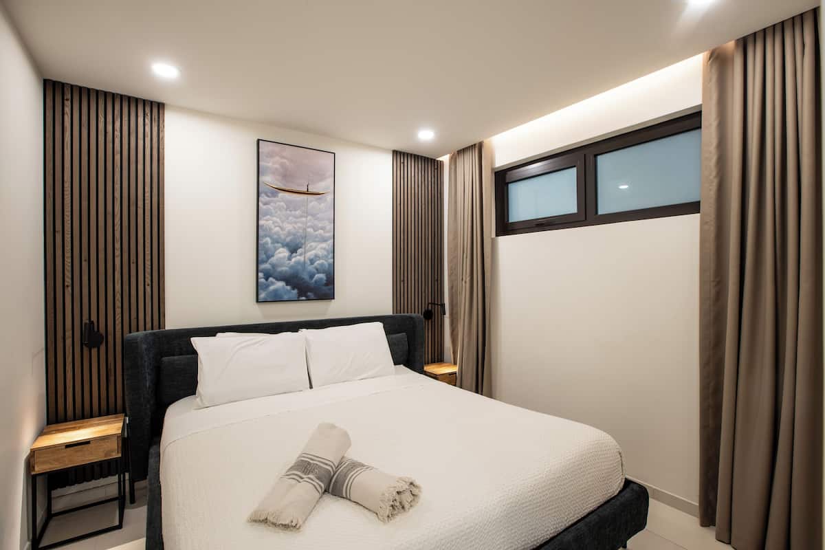 Incredible Apartment with Garden | 1 bedroom, memory foam beds, in-room safe, individually furnished