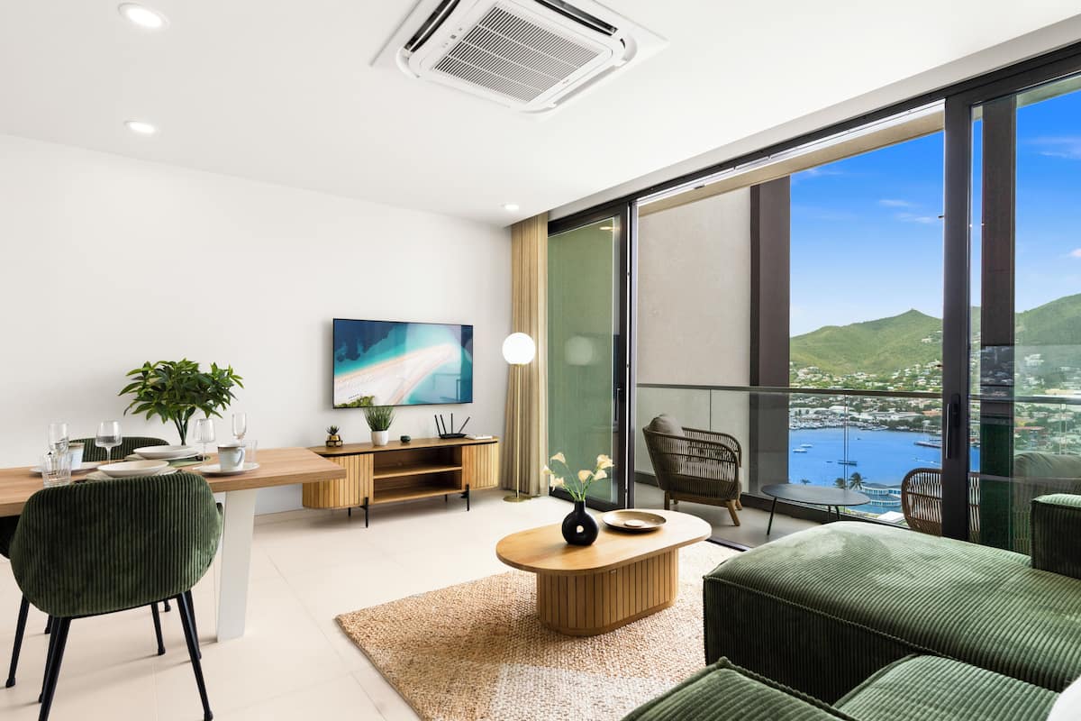 Premier Apartment | 1 bedroom, memory foam beds, in-room safe, individually furnished