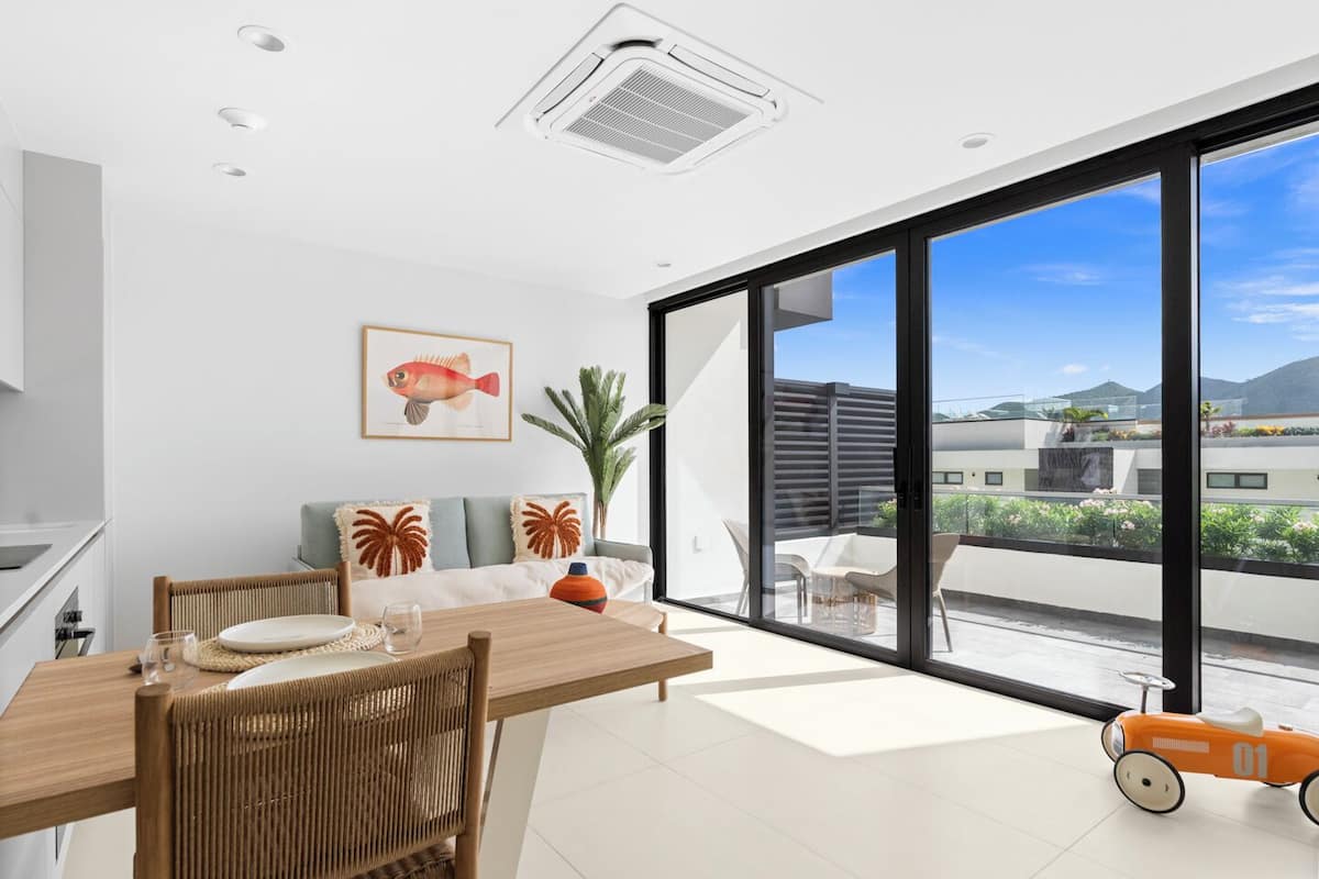 Exclusive Apartment | Living area | Smart TV