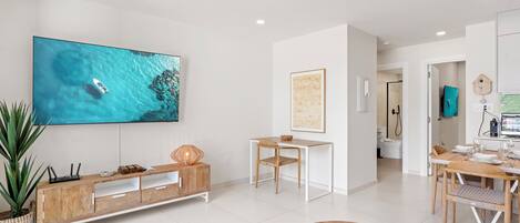 Departamento Premium | Área de sala de estar | Smart TV