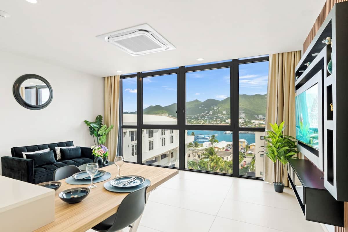 Premier Apartment | Living area