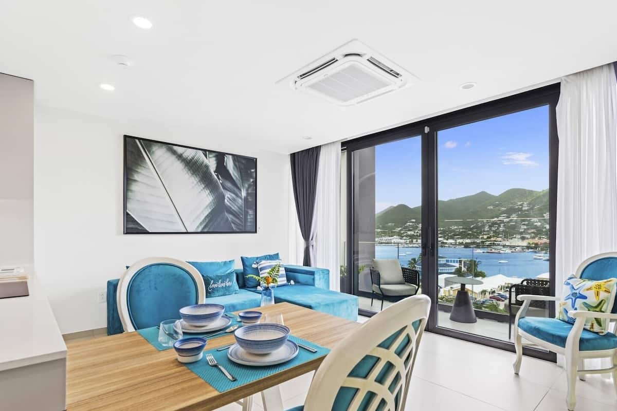 Amazing Spacious Apartment Lagoon | Balcony