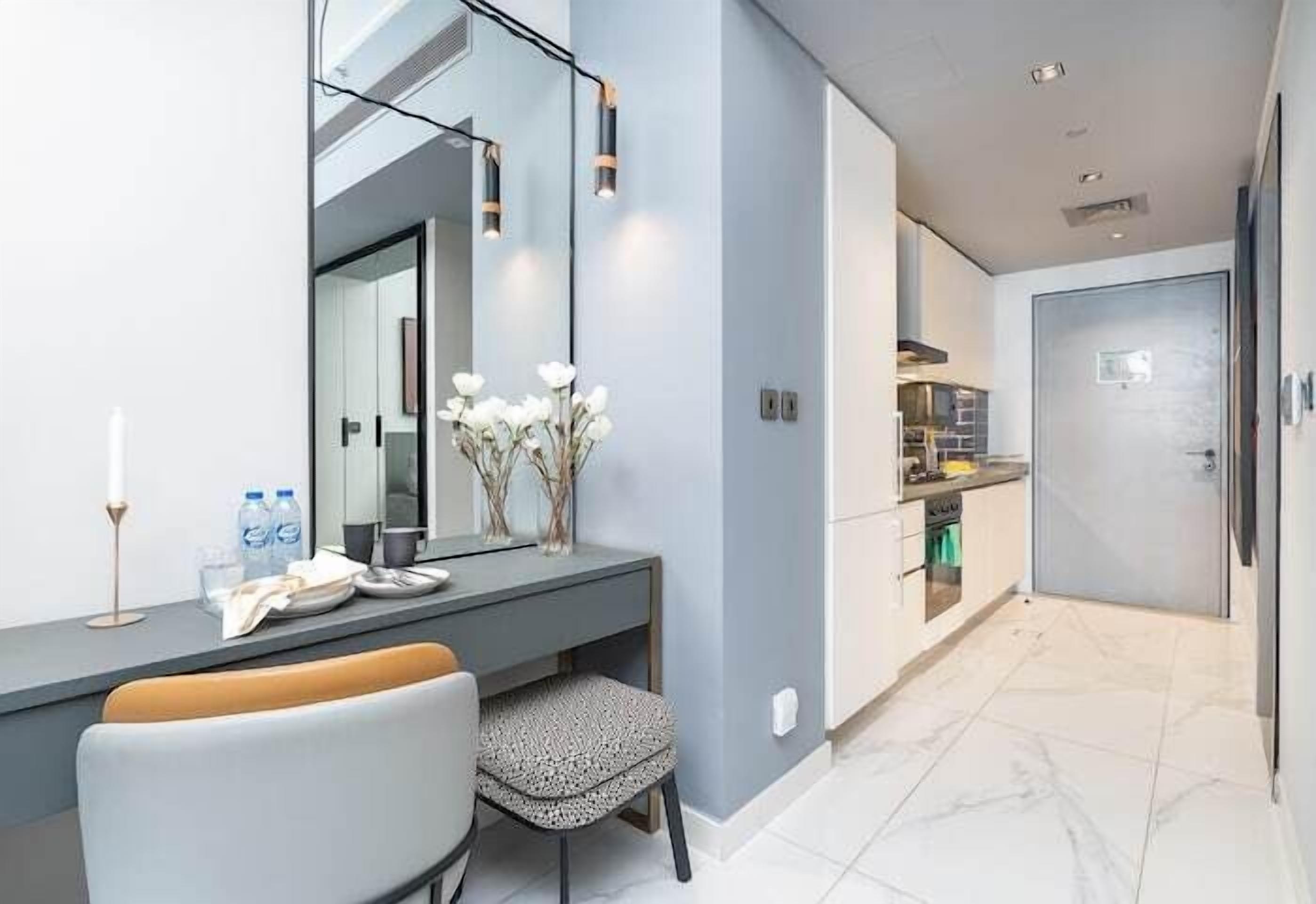 Premium Apartment - City View | 1 phòng ngủ, két bảo mật tại phòng, bàn, màn/rèm cản sáng 