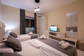 Habitación triple | Insonorización y wifi gratis 