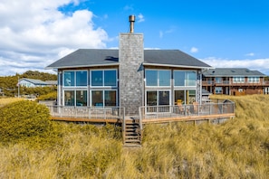 Exterior - Pet and Family Friendly-Just Steps From the Ocean (Manzanita)