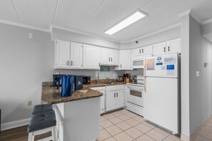 Coffee/tea maker, fridge, microwave, oven - Marigot Beach 1105 by Seaside Vacations & Sales (Ocean City)